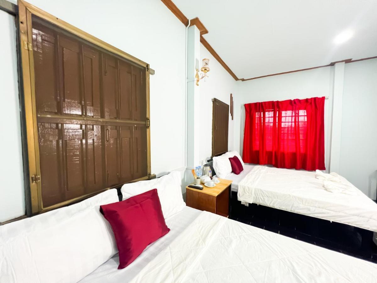 Lotus Blanc Homestay Battambang Luaran gambar