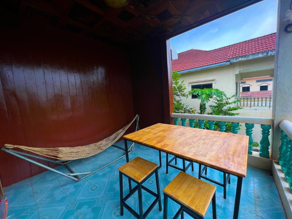 Lotus Blanc Homestay Battambang Luaran gambar