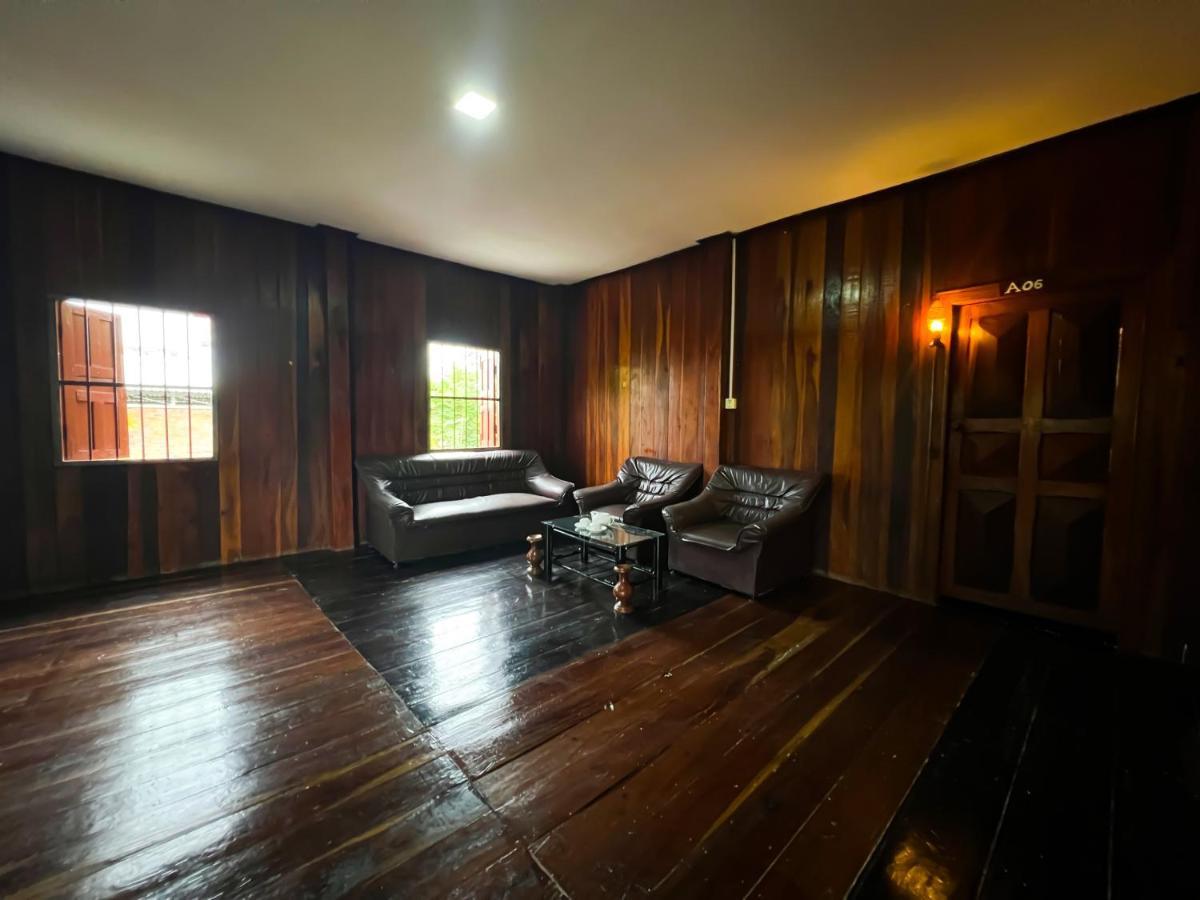 Lotus Blanc Homestay Battambang Luaran gambar
