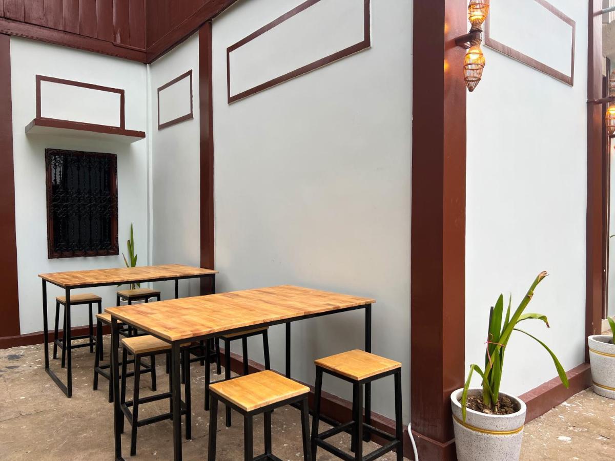 Lotus Blanc Homestay Battambang Luaran gambar