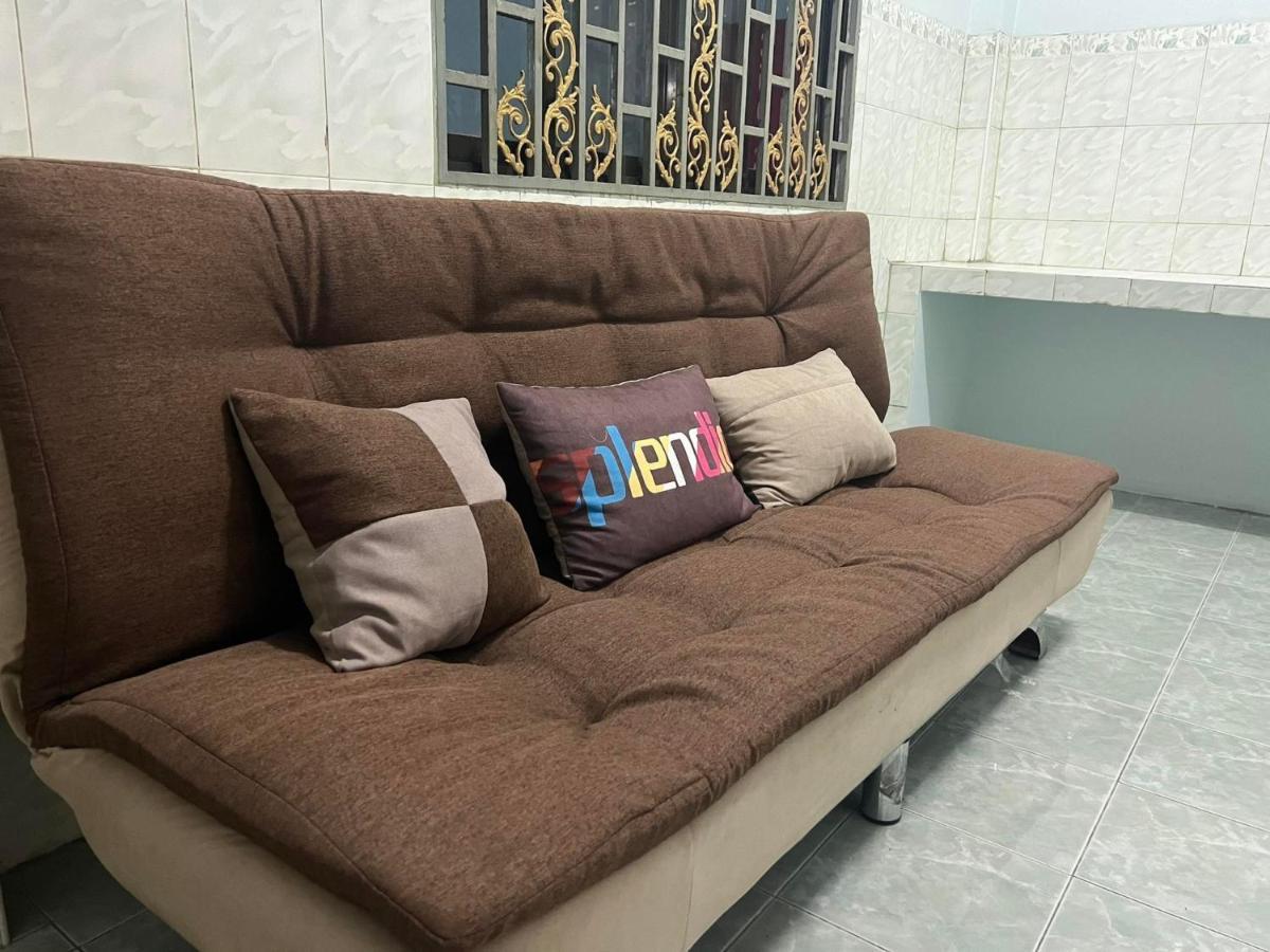 Lotus Blanc Homestay Battambang Luaran gambar