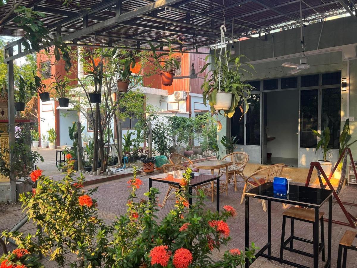 Lotus Blanc Homestay Battambang Luaran gambar