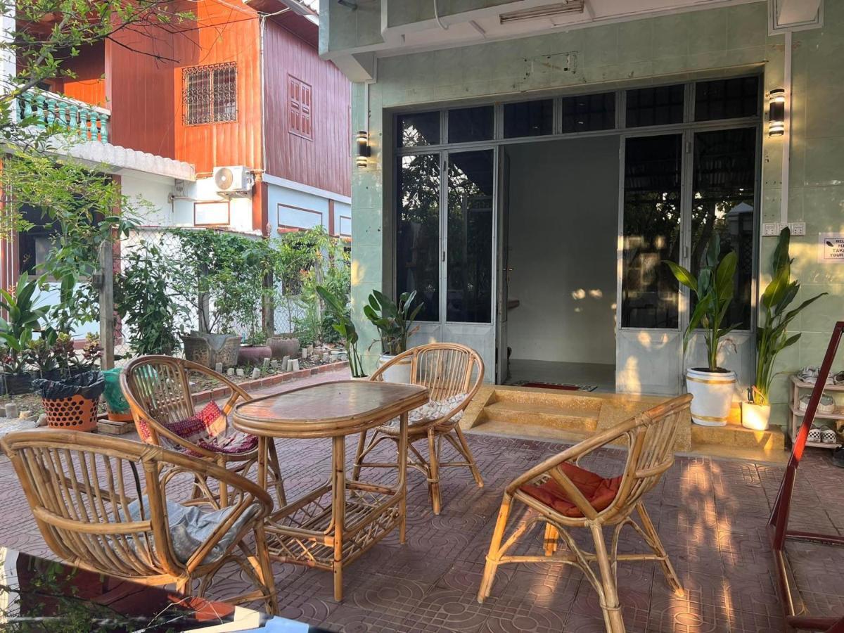 Lotus Blanc Homestay Battambang Luaran gambar