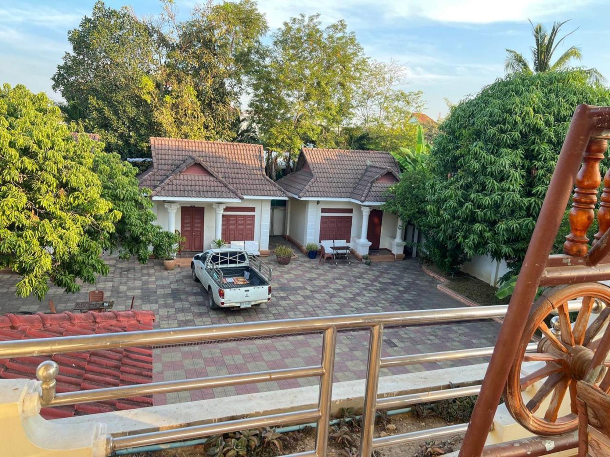 Lotus Blanc Homestay Battambang Luaran gambar