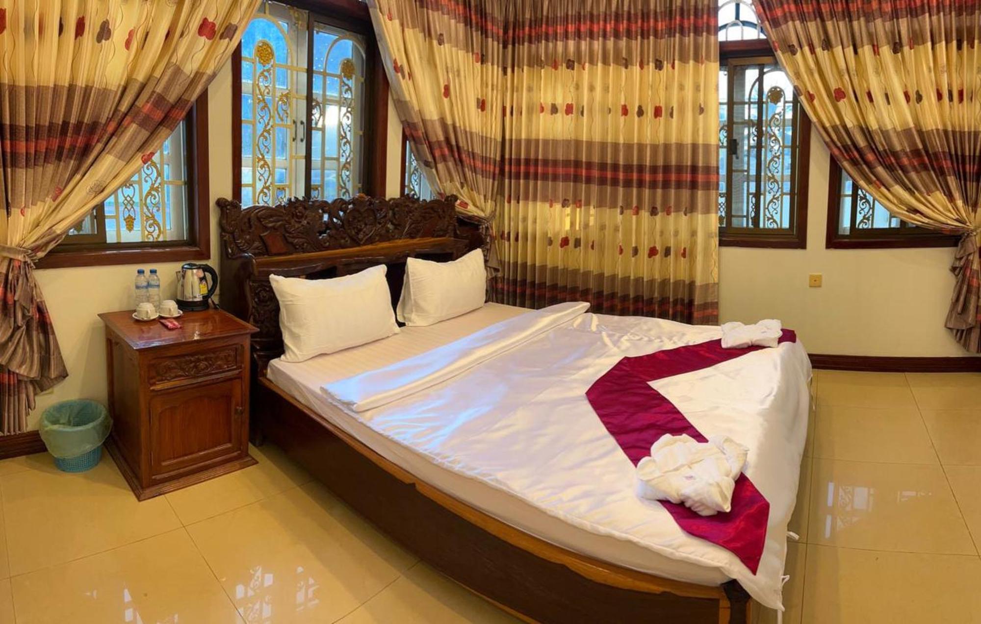 Lotus Blanc Homestay Battambang Luaran gambar